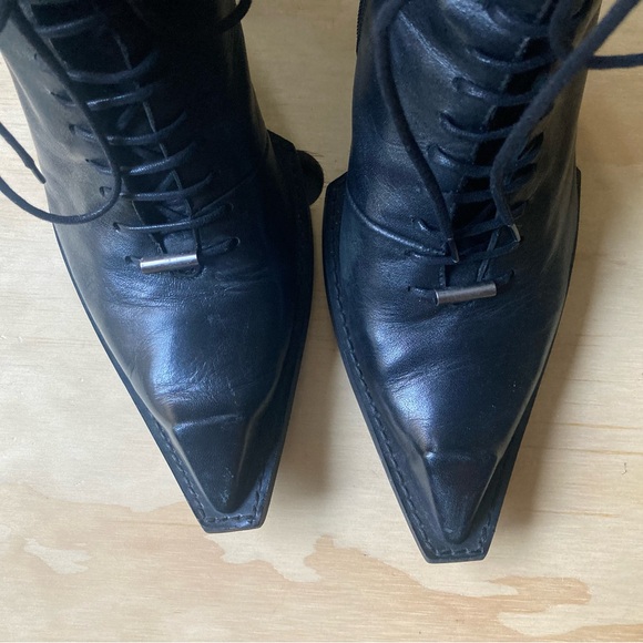 SWORDFISH HI
CUBIST
CUPCAKE - Picture 4 of 5